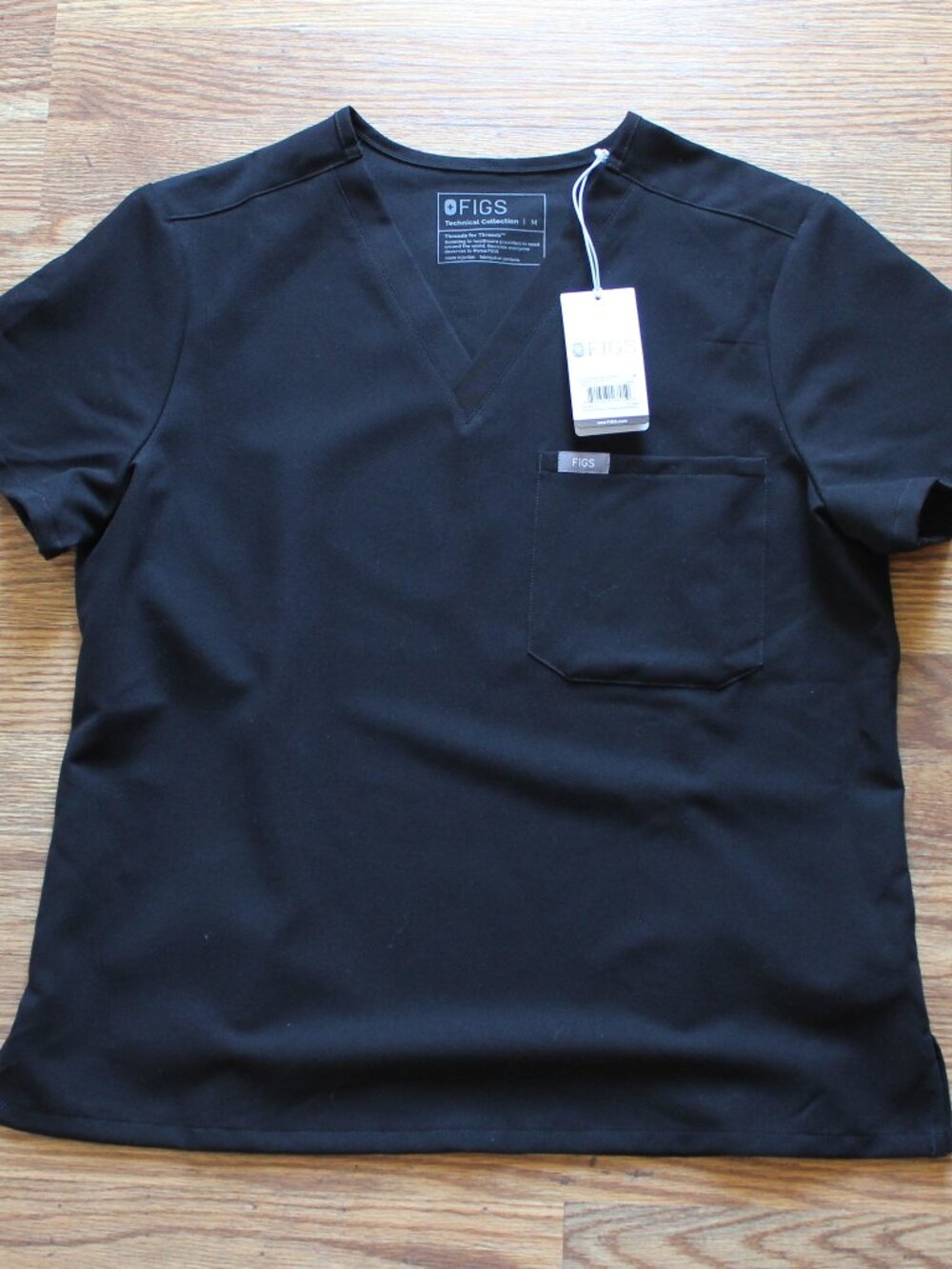 NWT Figs Catarina Scrub Top